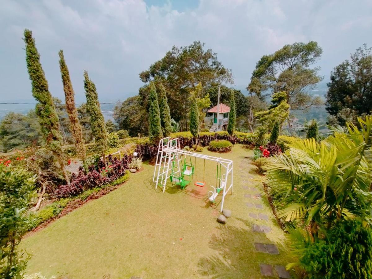 Villa Santika Puncak Pass Cimacan Exteriör bild
