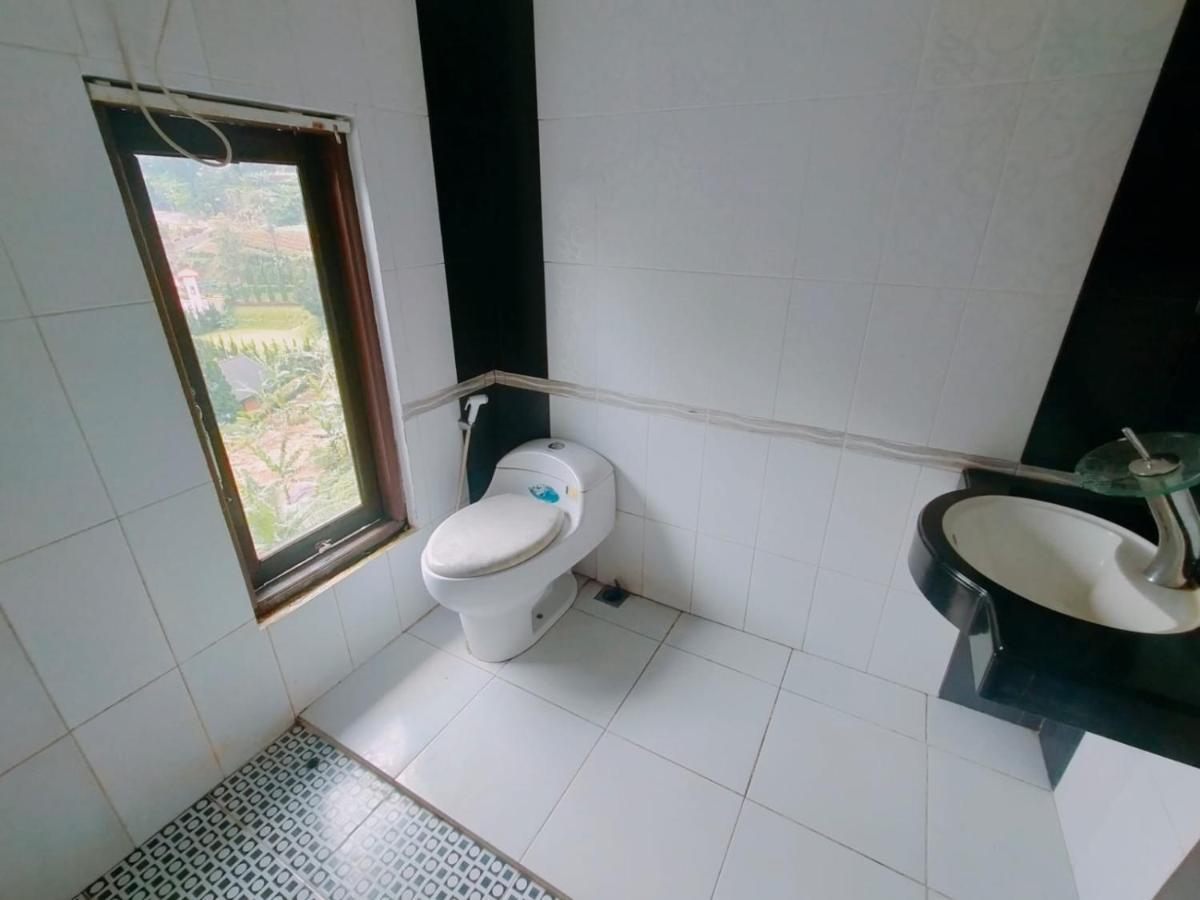 Villa Santika Puncak Pass Cimacan Exteriör bild
