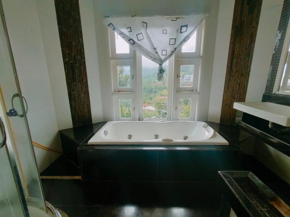 Villa Santika Puncak Pass Cimacan Exteriör bild