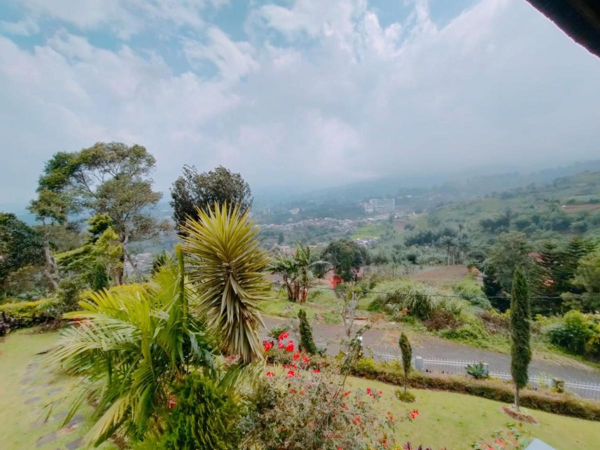 Villa Santika Puncak Pass Cimacan Exteriör bild